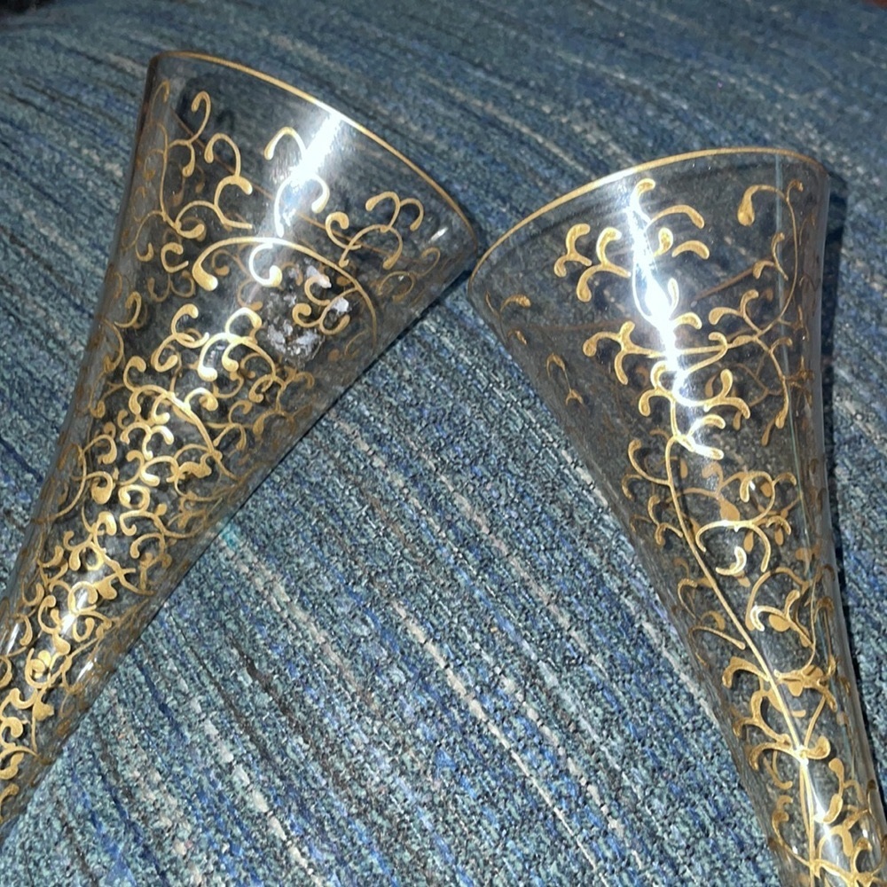 2 Jubilee RIOJA Champagne Flutes RED GOLD